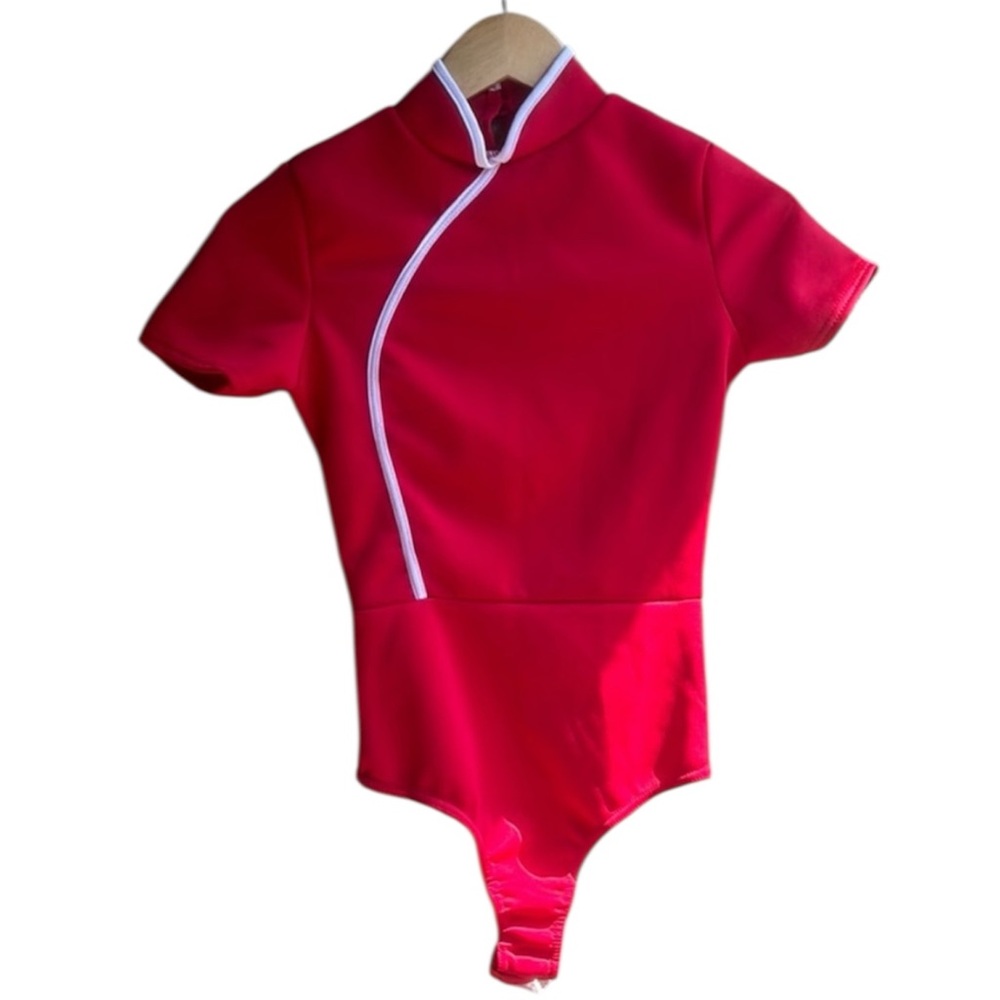 PrettyLittleThing Red High Neck Oriental Short Sleeve Bodysuit Size 2